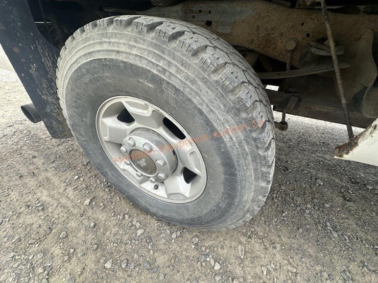 2005-ford-f350-image-17