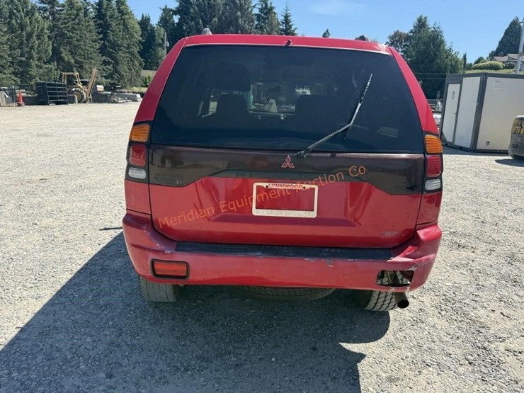 2001-mitsubishi-montero-sport-image-7
