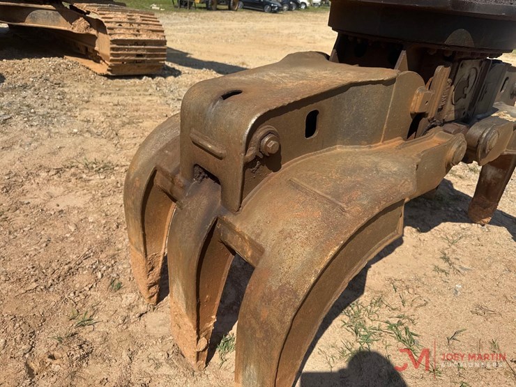 2013-caterpillar-320el-image-21