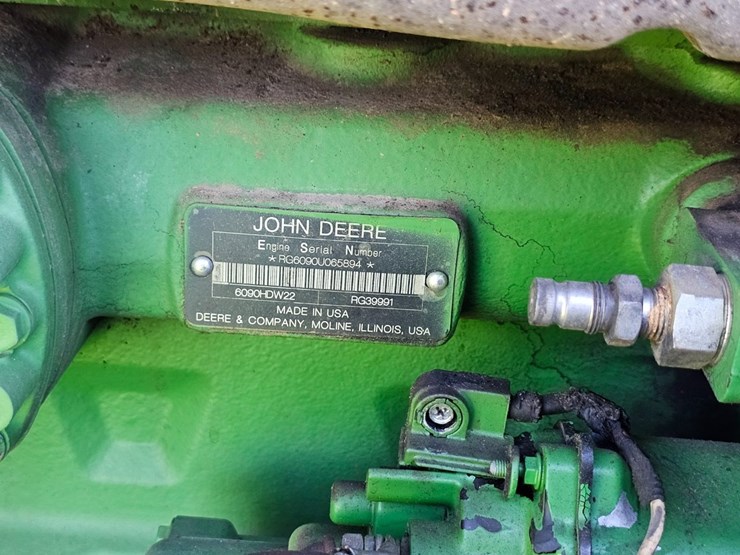 2016-deere-848l-image-9