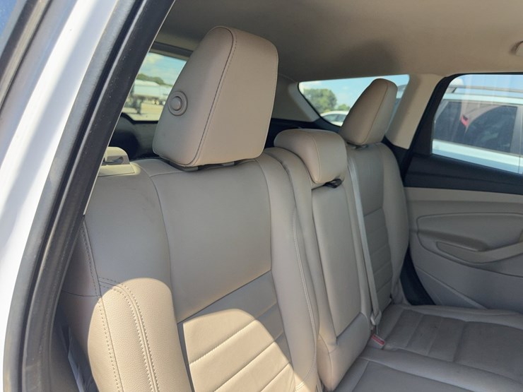 2014-ford-escape-image-22