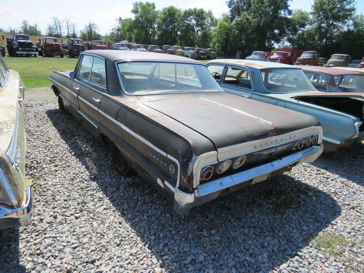 1964-impala-4dr-ht-image-3