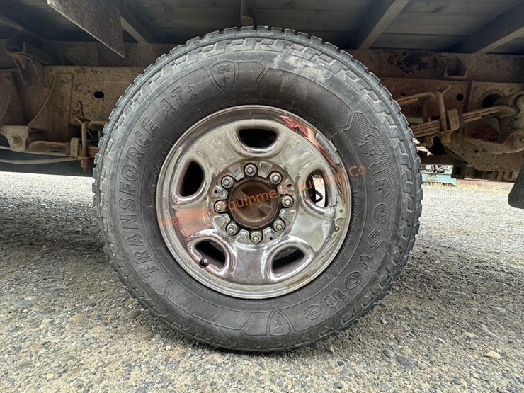 2000-chevrolet-k2500-image-31