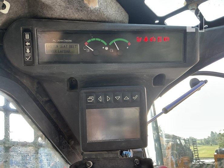 2023-deere-317g-image-15