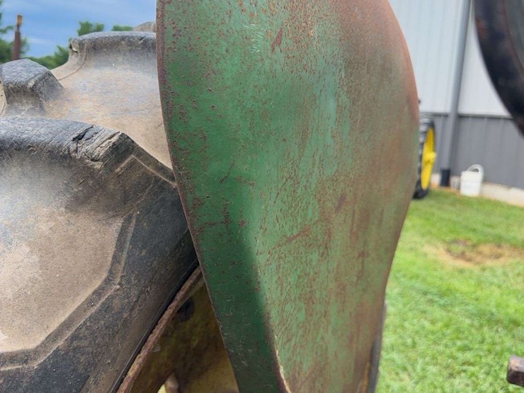 john-deere-b-image-27
