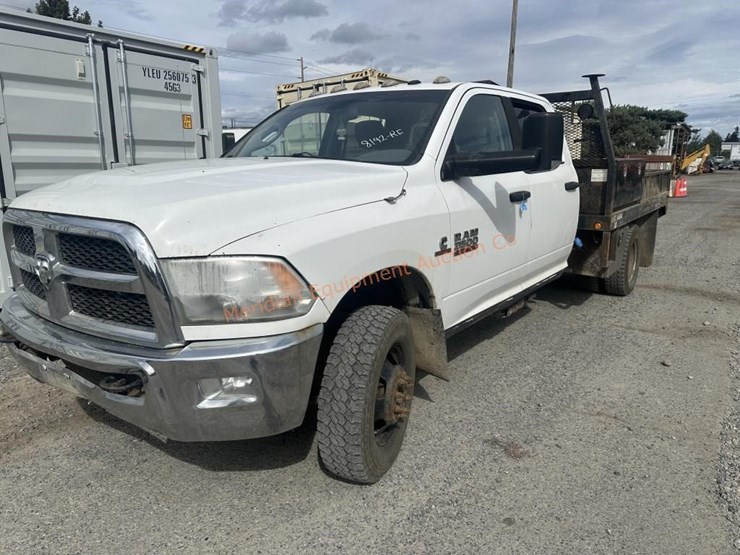 2014-dodge-ram-3500-image-8