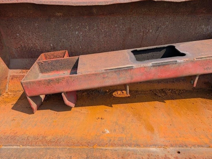 massey-ferguson-68-image-12