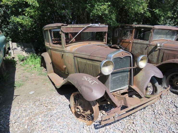 1931-ford-2dr-sedan-image-2