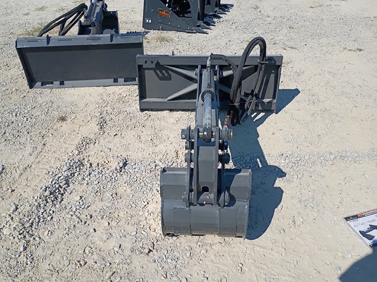 #l85-028-•-landhonor-backhoe-skid-steer-attachment-image-7