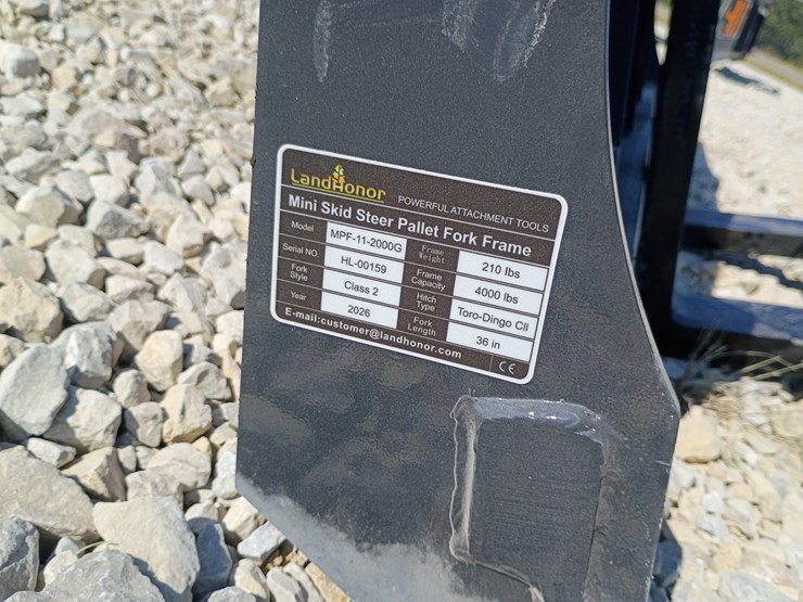 #l85-015-•-landhonor-pallet-fork-mini-skid-steer-attachment-image-7