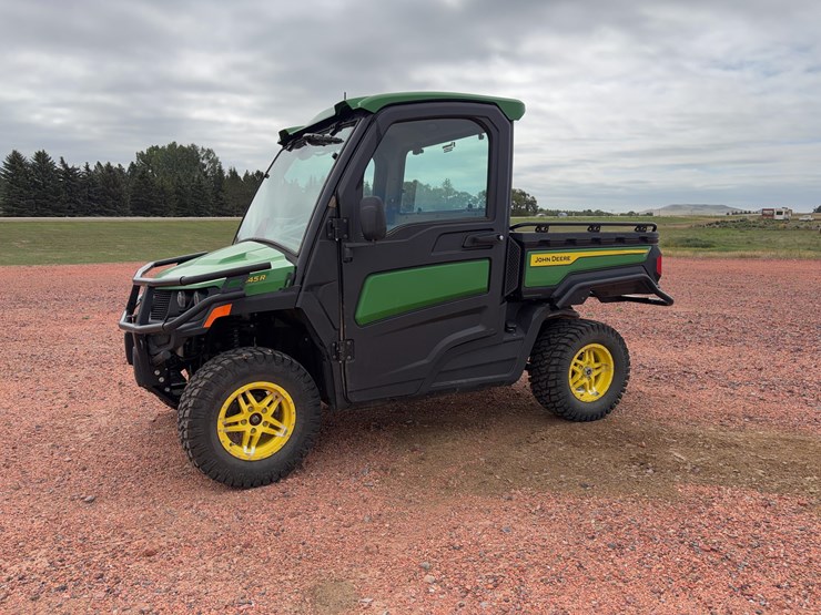 john-deere-gator-image-2