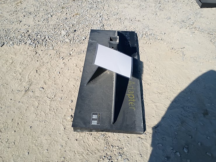 #l85-032-•-landhonor-utility-hitch-adapter-skid-steer-attachment-image-4