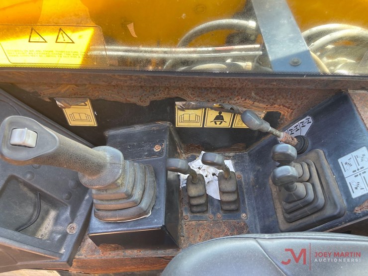 2017-jcb-510-image-17