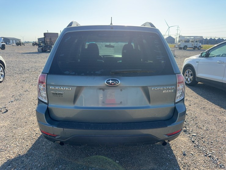 2012-subaru-forester-image-11