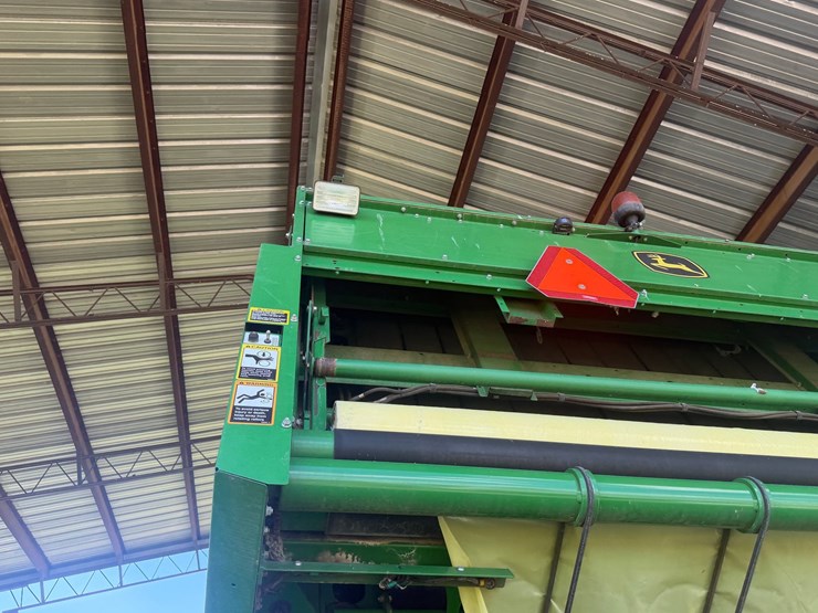 2015-john-deere-cp690-image-34