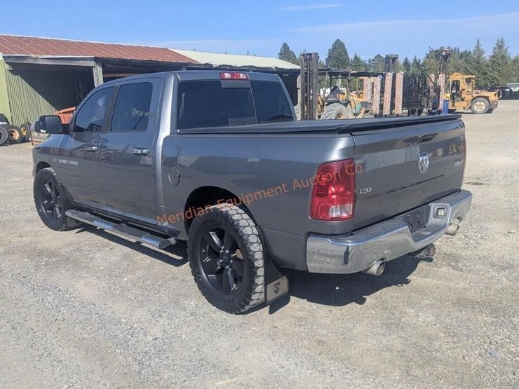 2011-dodge-ram-1500-image-3
