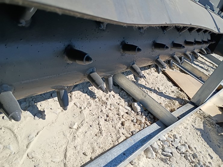 #l85-074-•-landhonor-power-rake-skid-steer-attachment-image-9