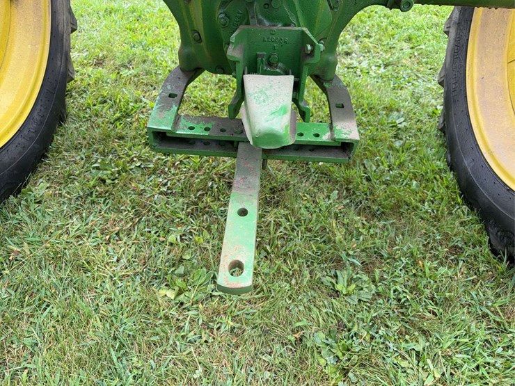 john-deere-b-image-28