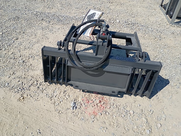 #l85-056-•-landhonor-rock-grapple-mini-skid-steer-attachment-image-5