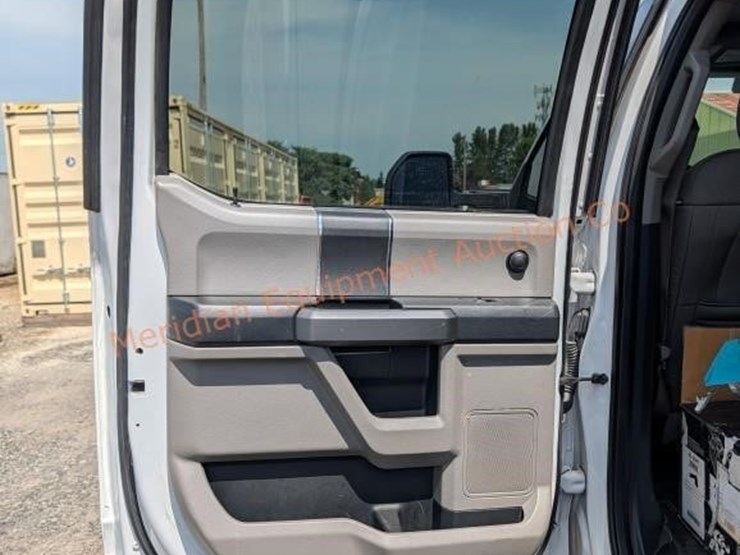2016-ford-f150-xlt-image-37