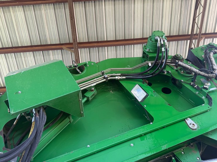 2015-john-deere-cp690-image-49
