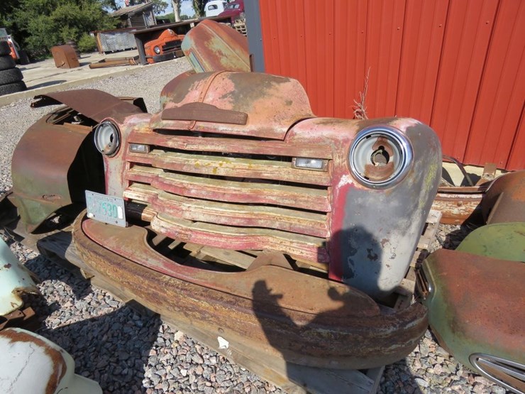 1948/9-chevrolet-pickup-front-end-cut-for-automotive-art-image-1