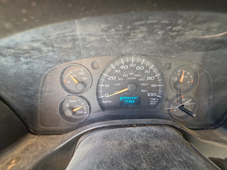 #26511-•-2005-gmc-savana-van-image-35