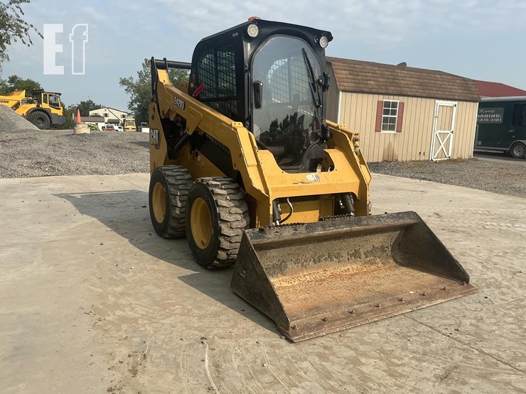 2020-caterpillar-242d3-image-6