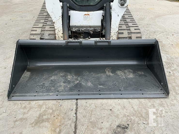 2023-bobcat-t770-image-11