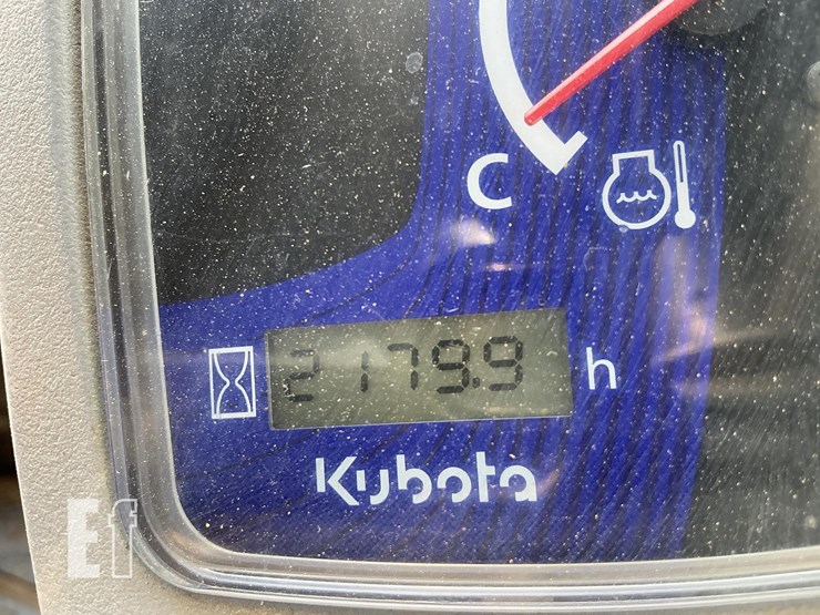 2014-kubota-svl90-2-image-17