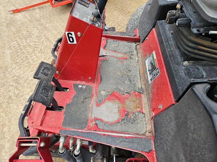 toro-groundsmaster-4500d-image-25