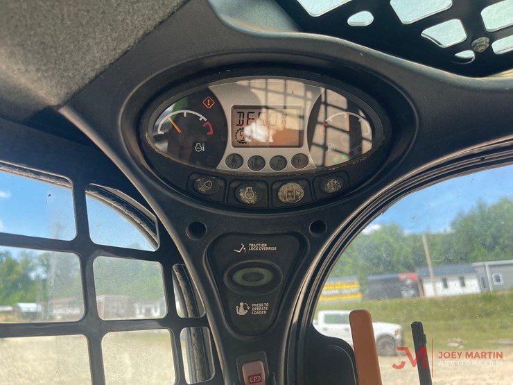 2016-bobcat-t770-image-17