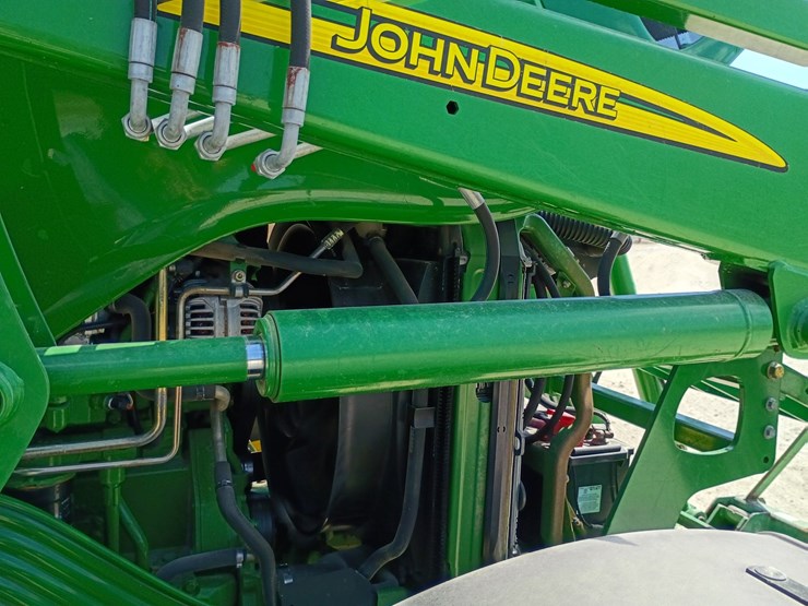 john-deere-6430-image-52