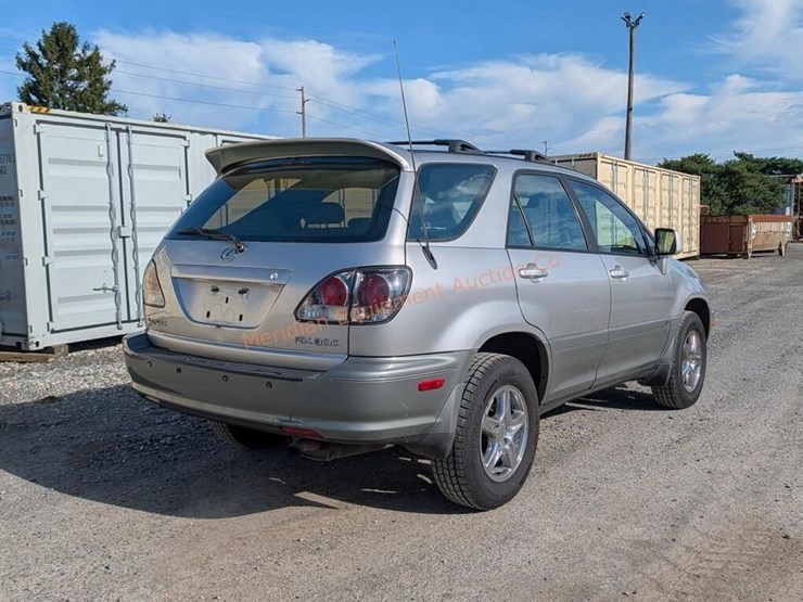2001-lexus-rx300-image-6