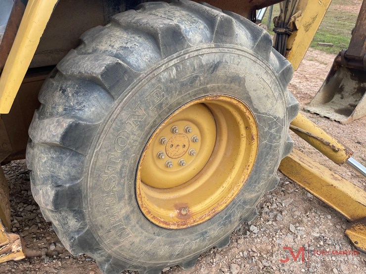 2003-caterpillar-420d-image-11