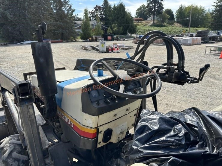 mitsubishi-mt250d-image-10