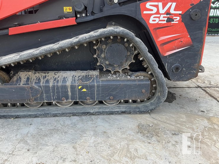 2022-kubota-svl65-2-image-9