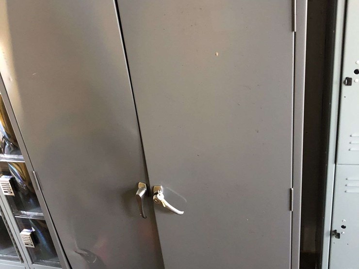 ternso-metal-tool-cabinet--damaged-image-1