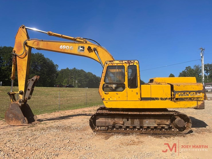 1987-deere-690d-image-2