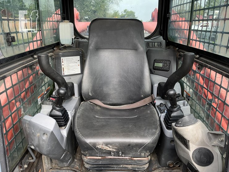 2017-kubota-svl95-2-image-14