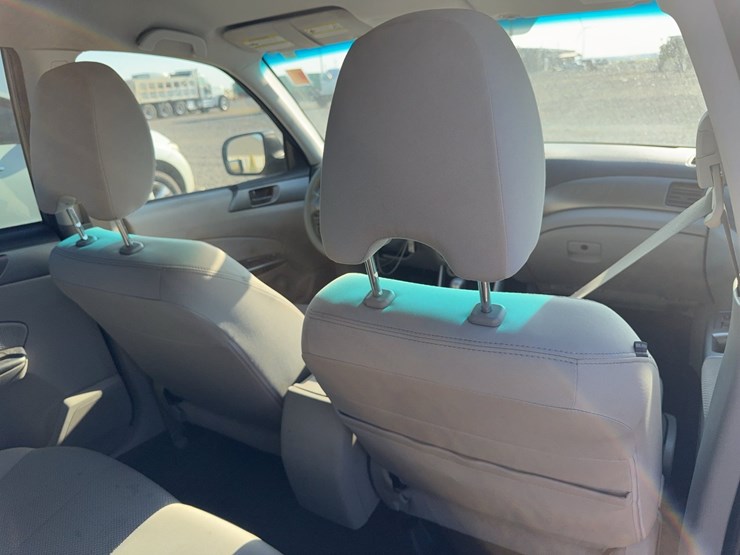 2012-subaru-forester-image-24