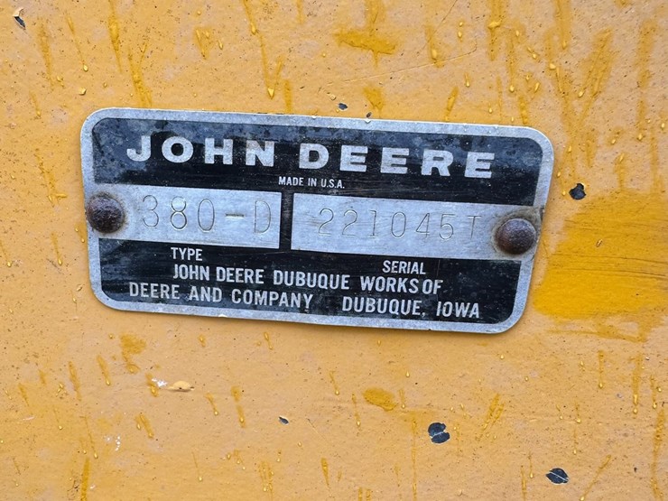 john-deere-380-image-2