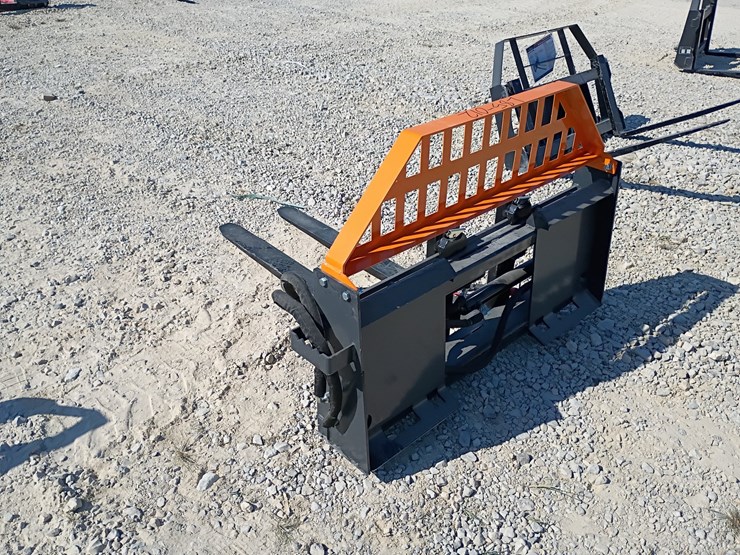 #l85-012-•-landhonor-hydraulic-pallet-fork-skid-steer-attachment-image-4