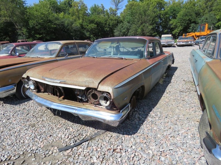 1962-chevrolet-belair-4dr-sedan-image-2