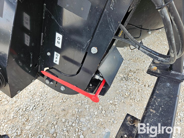 2014-kinze-1100-image-16