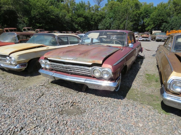 1962-chevrolet-belair-4dr-sedan-image-2