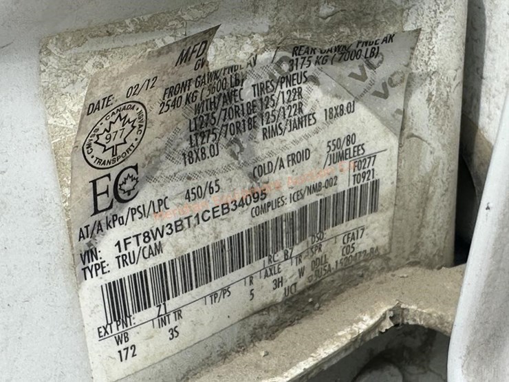 2012-ford-f350-image-15