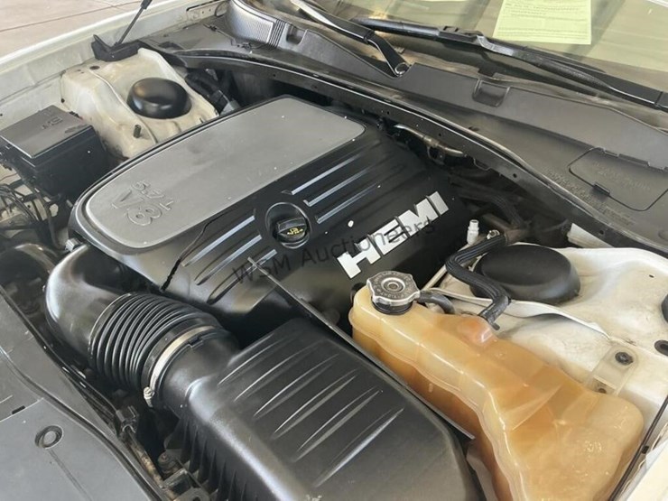 2020-dodge-charger-sdn-image-10