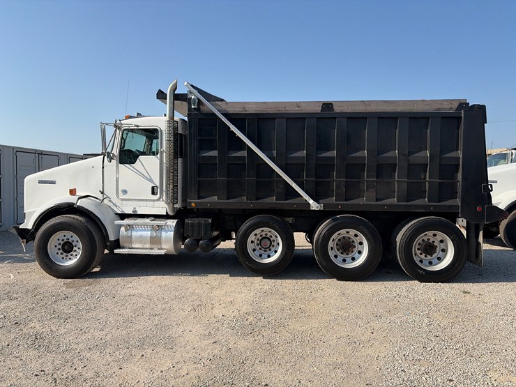 2019-kenworth-t800-image-6