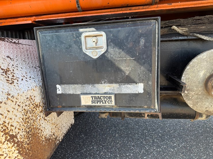 #2470-•-2002-tor-truck-dr-4280-crane-truck-image-19